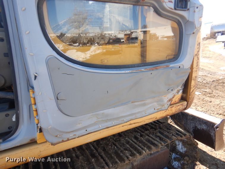 image for item DM5406 1999 John Deere 80  excavator