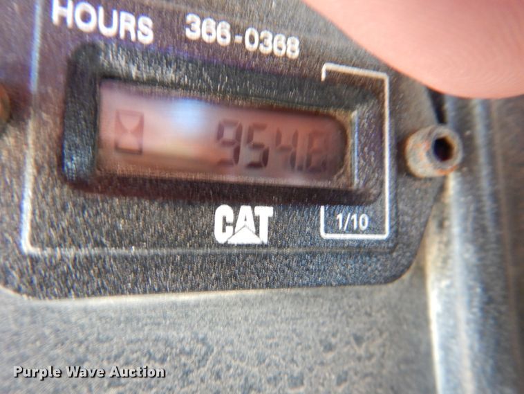 image for item DM6026 1996 Caterpillar D8R  dozer