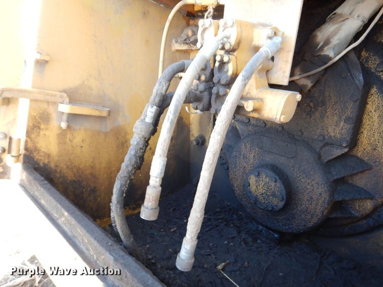 image for item DM6026 1996 Caterpillar D8R  dozer