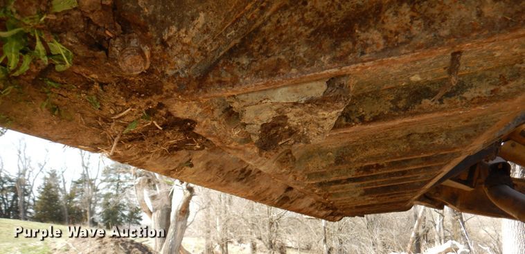 image for item DM6026 1996 Caterpillar D8R  dozer