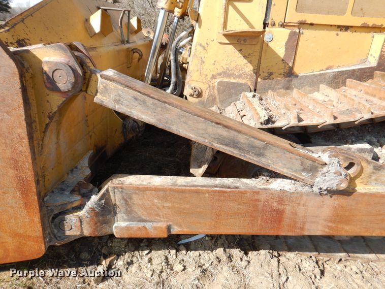 image for item DM6026 1996 Caterpillar D8R  dozer