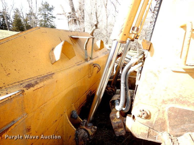 image for item DM6026 1996 Caterpillar D8R  dozer