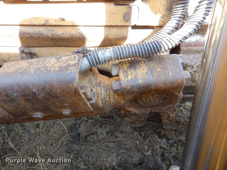 image for item DM6026 1996 Caterpillar D8R  dozer