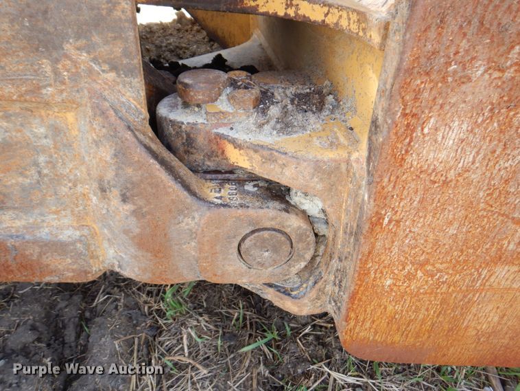 image for item DM6026 1996 Caterpillar D8R  dozer