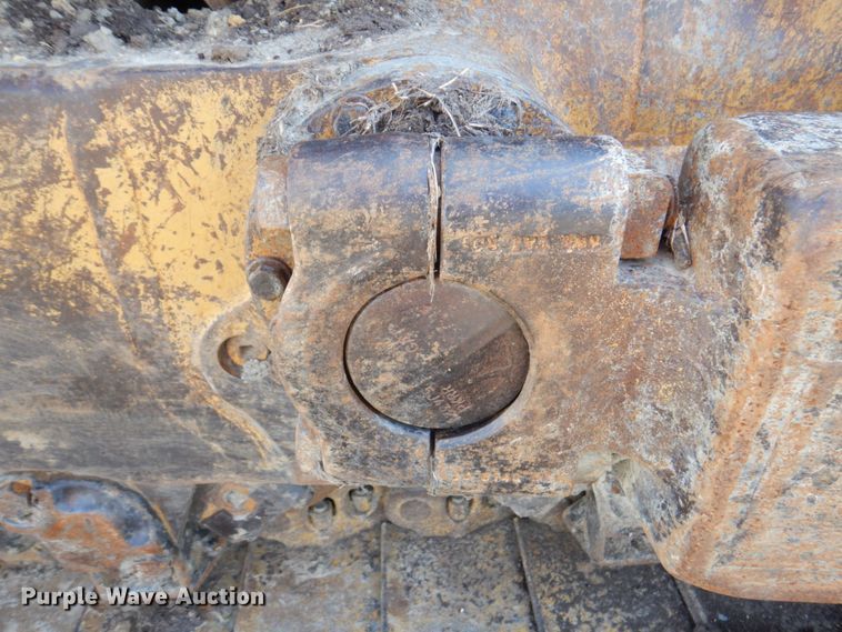 image for item DM6026 1996 Caterpillar D8R  dozer