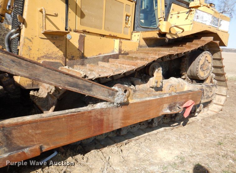 image for item DM6026 1996 Caterpillar D8R  dozer