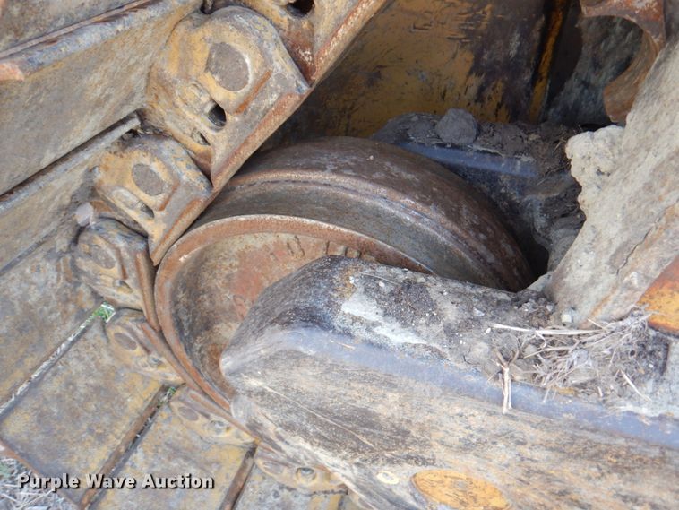 image for item DM6026 1996 Caterpillar D8R  dozer