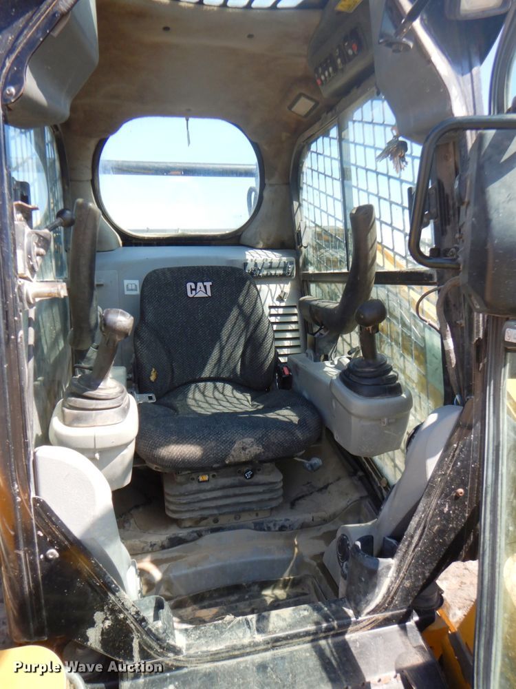 image for item DM6070 2010 Caterpillar 289C  tracked skid steer loader