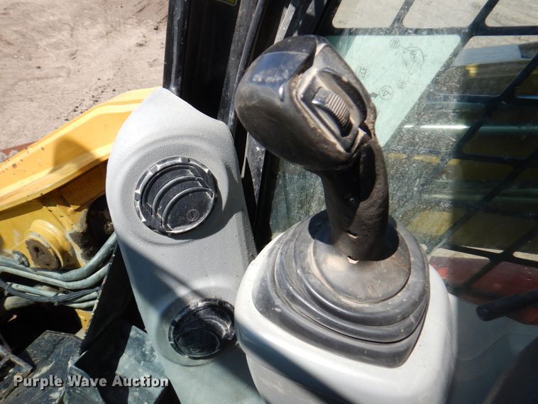 image for item DM6070 2010 Caterpillar 289C  tracked skid steer loader