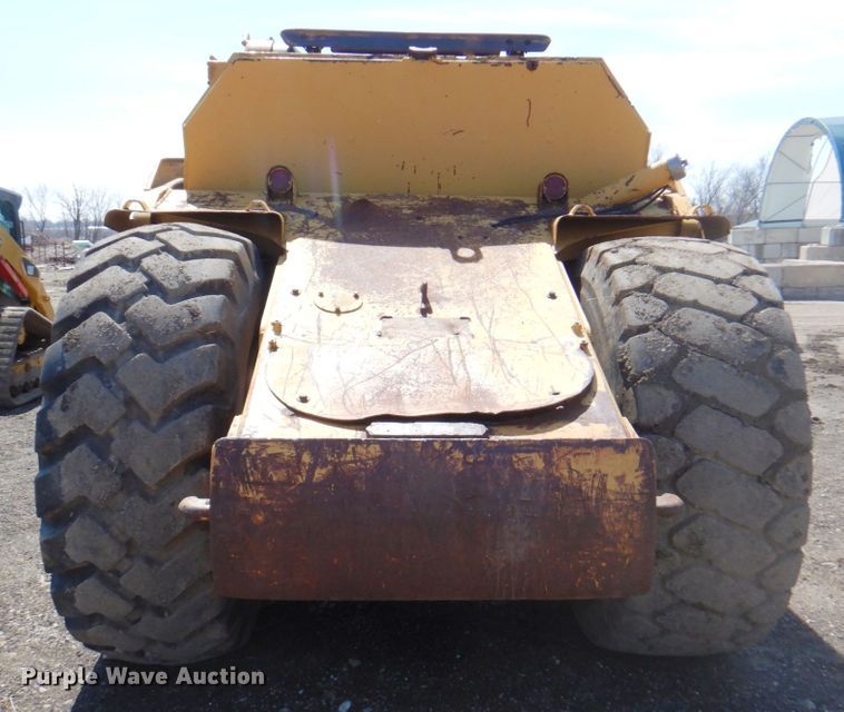 image for item DM6071 1976 Caterpillar 613B  elevating scraper