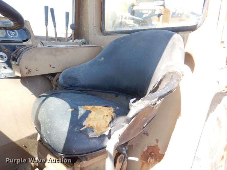 image for item DM6071 1976 Caterpillar 613B  elevating scraper