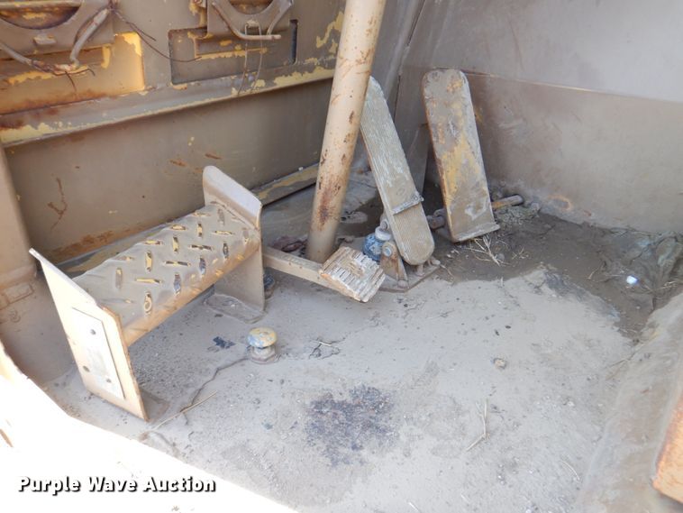 image for item DM6071 1976 Caterpillar 613B  elevating scraper