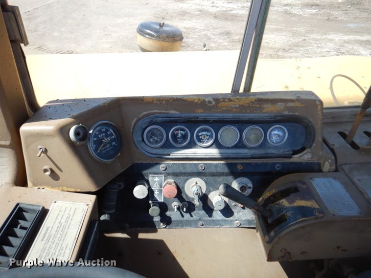 image for item DM6071 1976 Caterpillar 613B  elevating scraper