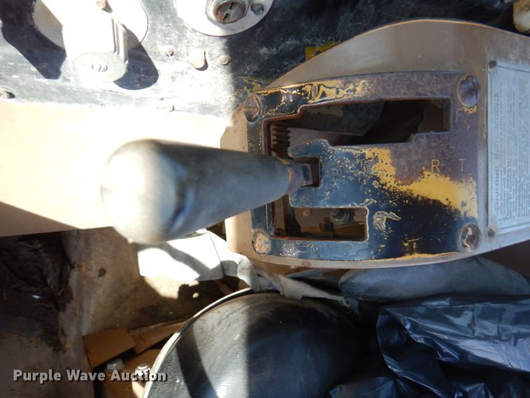 image for item DM6071 1976 Caterpillar 613B  elevating scraper