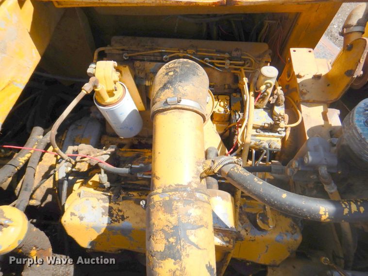 image for item DM6071 1976 Caterpillar 613B  elevating scraper