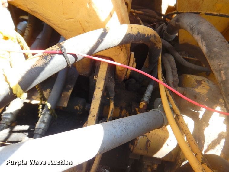 image for item DM6071 1976 Caterpillar 613B  elevating scraper