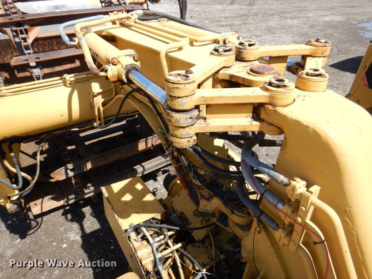 image for item DM6071 1976 Caterpillar 613B  elevating scraper