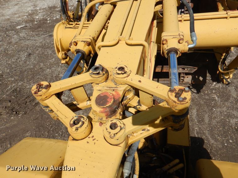 image for item DM6071 1976 Caterpillar 613B  elevating scraper