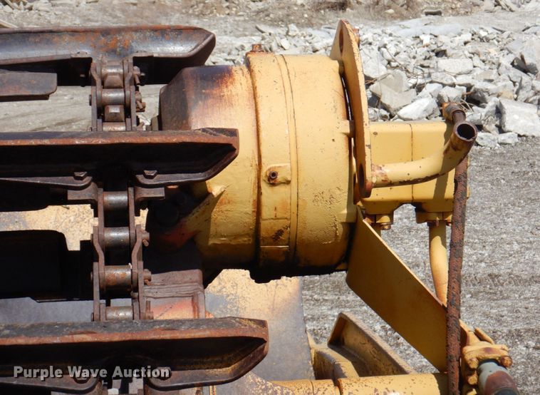 image for item DM6071 1976 Caterpillar 613B  elevating scraper