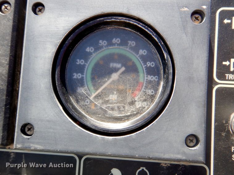 image for item DM6072 Barber Greene BG225C  paver