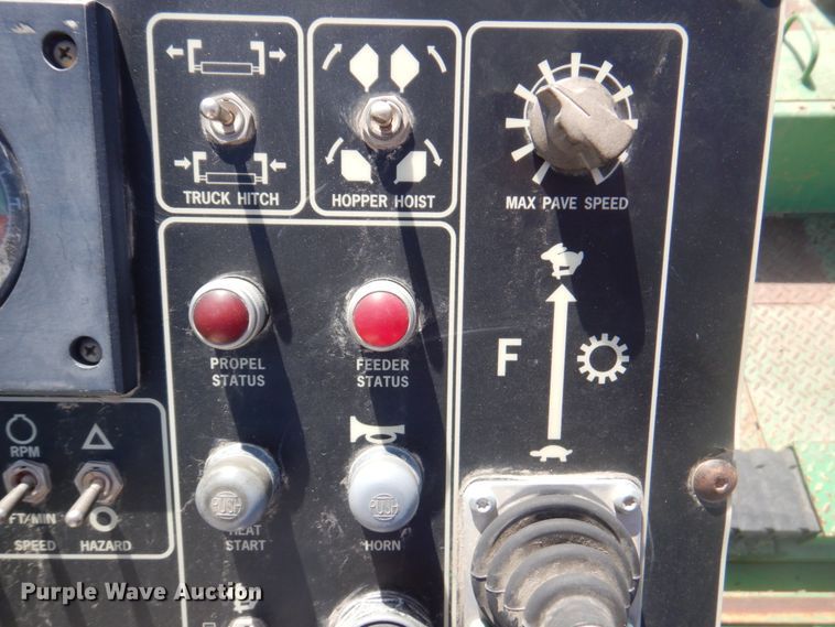 image for item DM6072 Barber Greene BG225C  paver