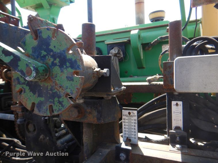 image for item DM6072 Barber Greene BG225C  paver