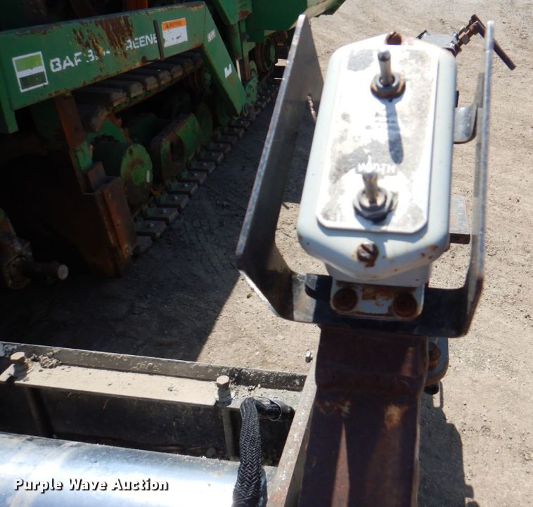 image for item DM6072 Barber Greene BG225C  paver