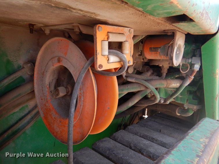 image for item DM6072 Barber Greene BG225C  paver