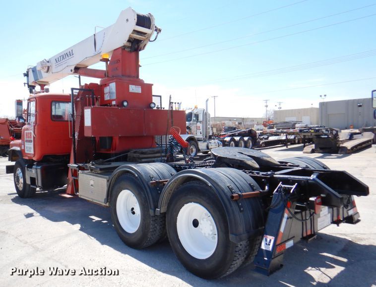 image for item DM6077 1997 Mack DM688S  crane truck