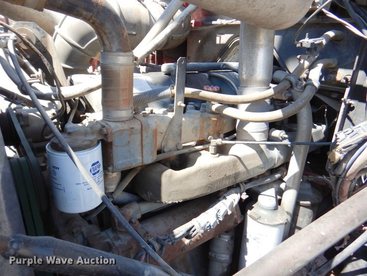 image for item DM6077 1997 Mack DM688S  crane truck