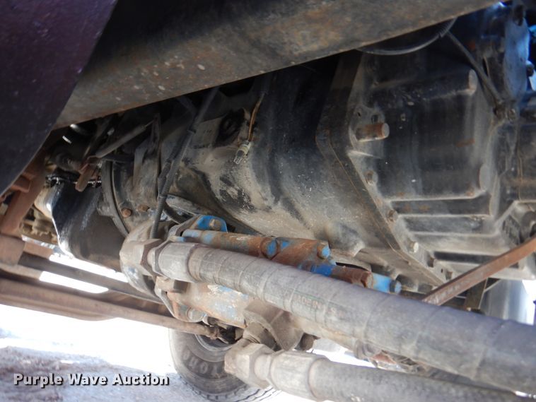 image for item DM6077 1997 Mack DM688S  crane truck