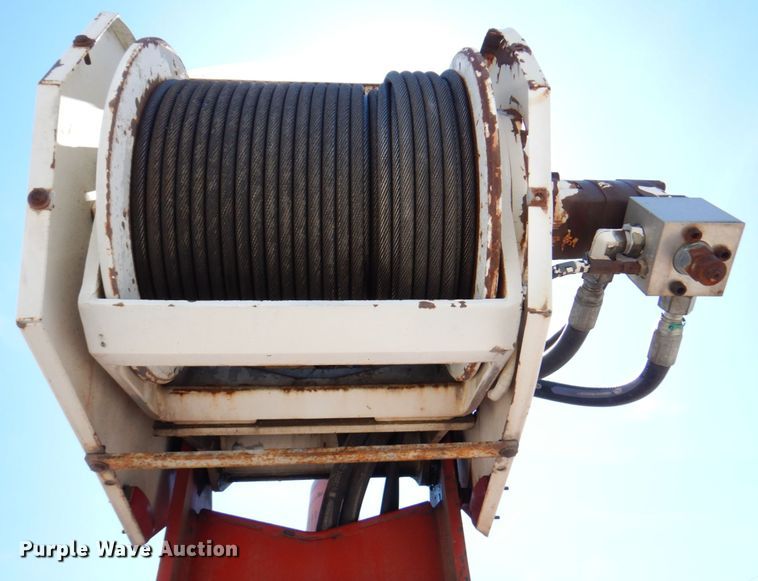 image for item DM6077 1997 Mack DM688S  crane truck