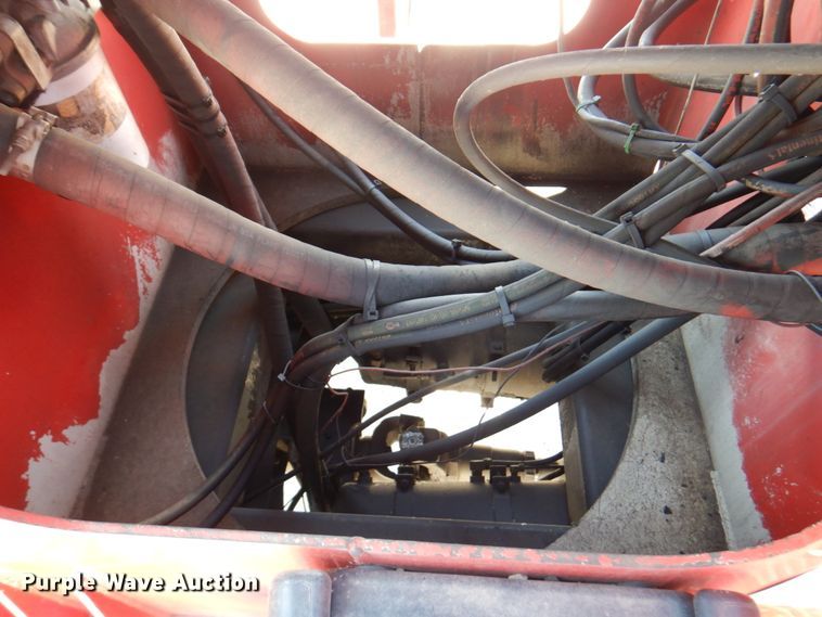 image for item DM6077 1997 Mack DM688S  crane truck