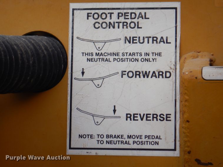 image for item DM6113 1979 Athey 7-12D  windrower