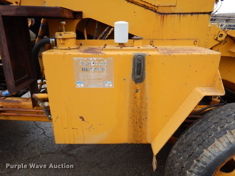 image for item DM6113 1979 Athey 7-12D  windrower