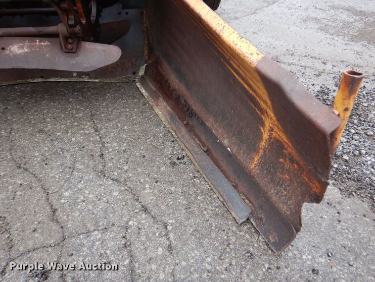 image for item DM6113 1979 Athey 7-12D  windrower