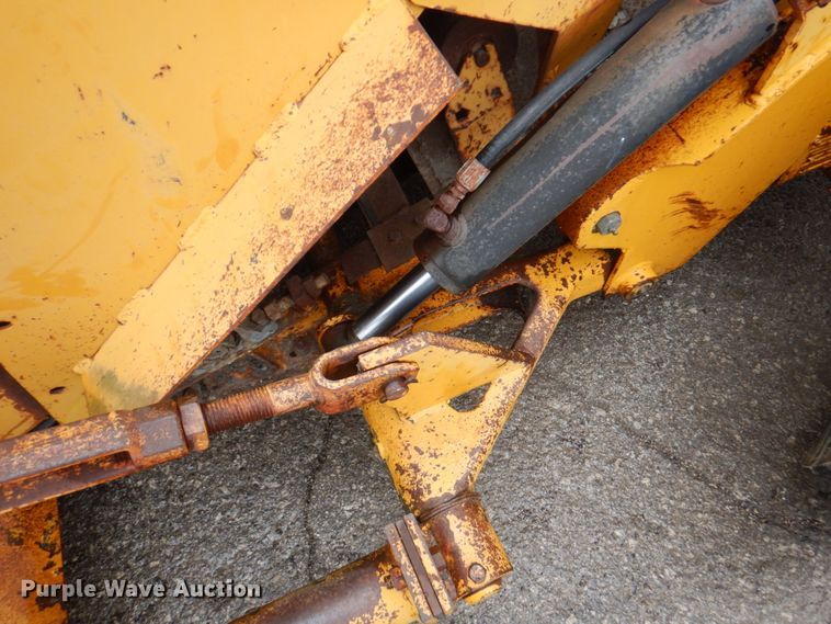 image for item DM6113 1979 Athey 7-12D  windrower