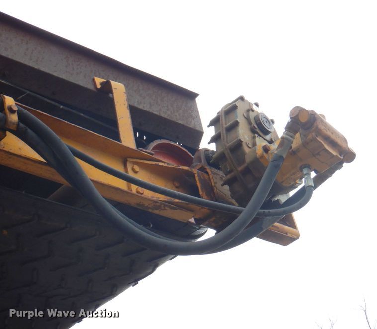 image for item DM6113 1979 Athey 7-12D  windrower