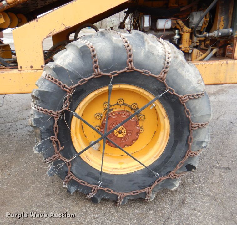 image for item DM6113 1979 Athey 7-12D  windrower