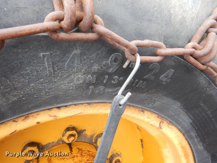 image for item DM6113 1979 Athey 7-12D  windrower