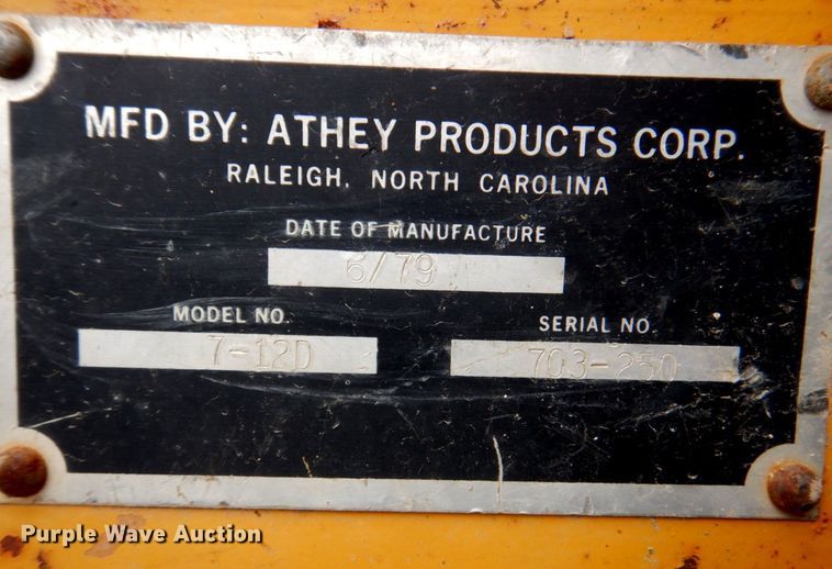 image for item DM6113 1979 Athey 7-12D  windrower