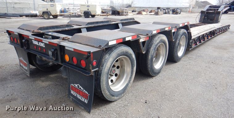 image for item DM6114 2010 Trail King TK110HDG533  lowboy equipment trailer