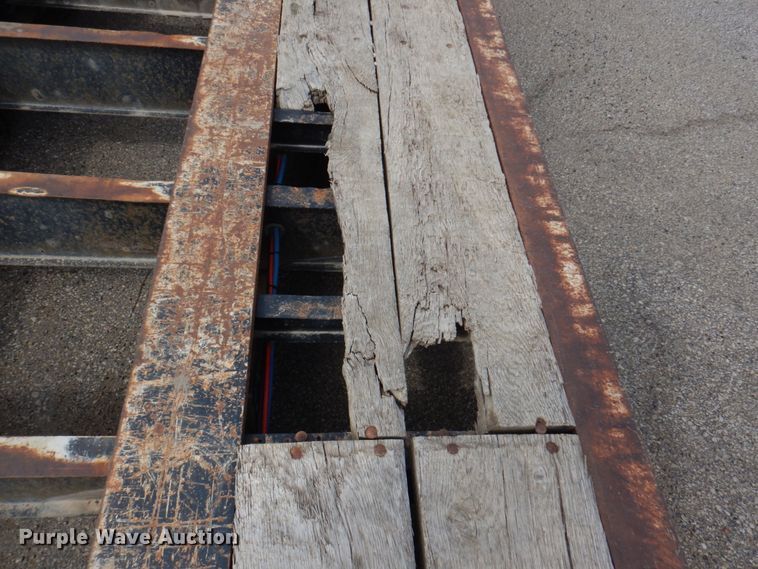 image for item DM6114 2010 Trail King TK110HDG533  lowboy equipment trailer