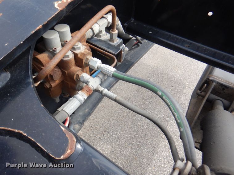 image for item DM6114 2010 Trail King TK110HDG533  lowboy equipment trailer