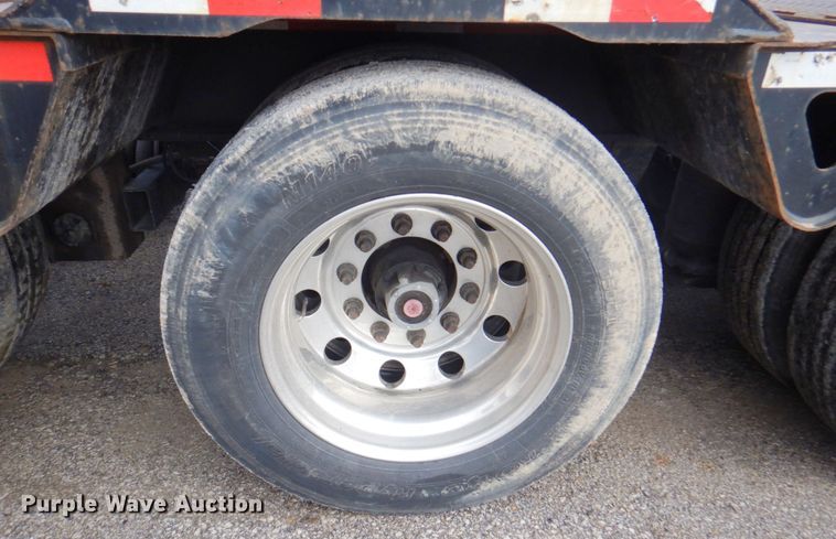 image for item DM6114 2010 Trail King TK110HDG533  lowboy equipment trailer