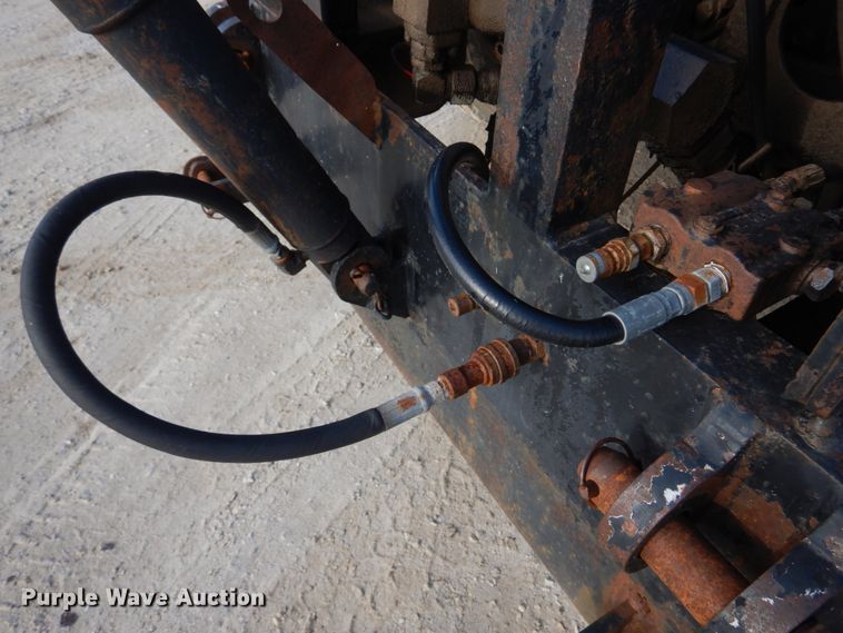 image for item DM7252 2004 International 7400  dump truck