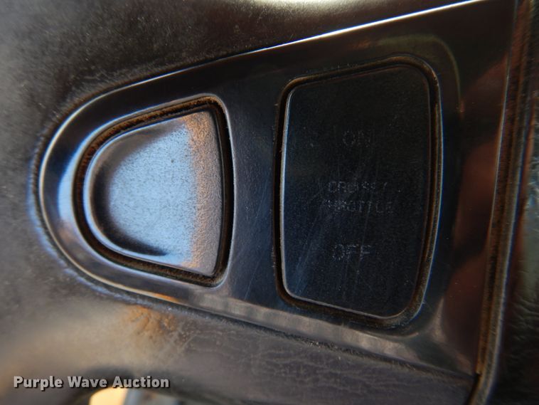 image for item DM7252 2004 International 7400  dump truck