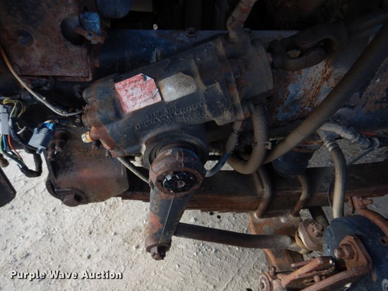 image for item DM7252 2004 International 7400  dump truck