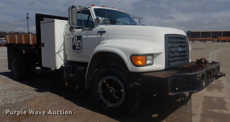 image for item DM7258 1996 Ford F800  dump flatbed truck