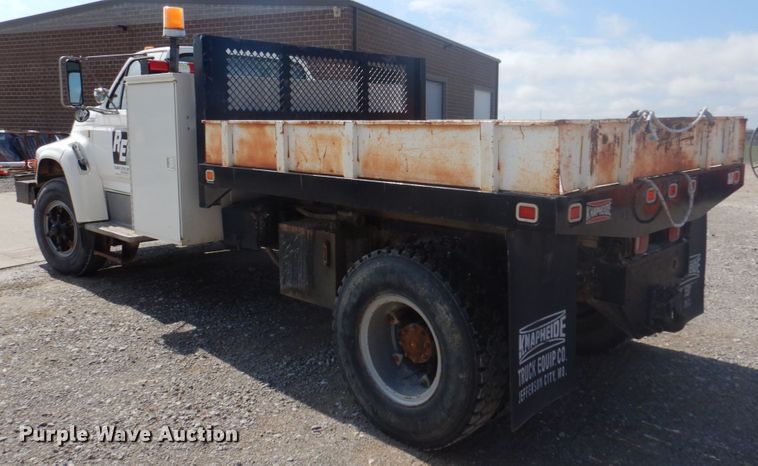 image for item DM7258 1996 Ford F800  dump flatbed truck